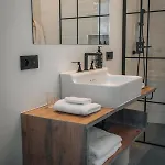 Indrani 住宿加早餐酒店 Loupoigne