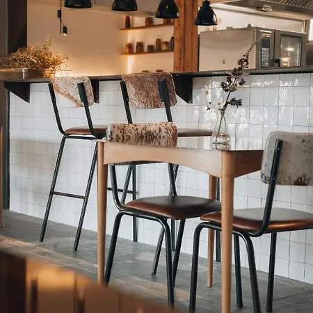 Indrani Bed & Breakfast Loupoigne