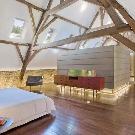 Indrani Bed & Breakfast