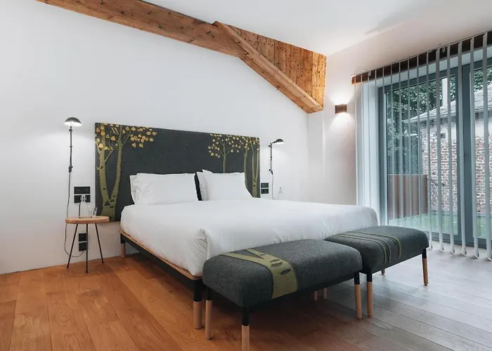 Indrani Couette-café 4*