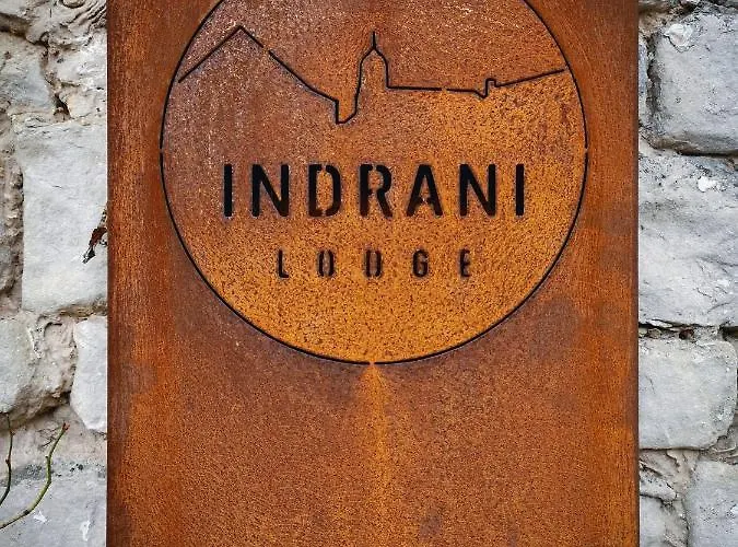 Indrani Bed & Breakfast 4*