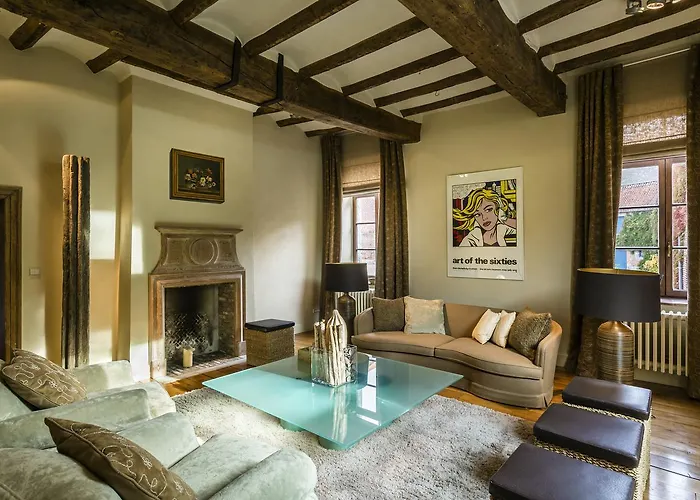 Indrani Bed & Breakfast 4*